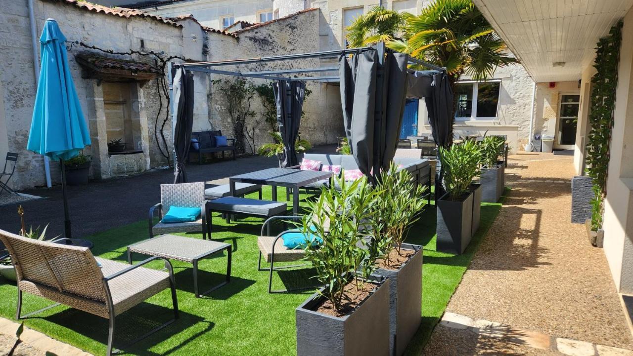 Cit'Hotel Le Cheval Blanc Cognac Centre Экстерьер фото