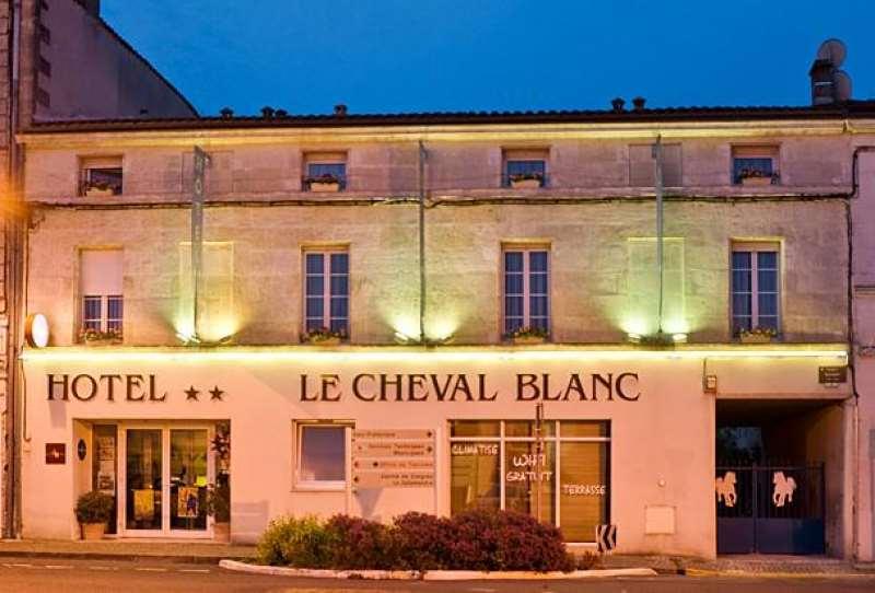 Cit'Hotel Le Cheval Blanc Cognac Centre Экстерьер фото