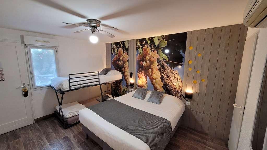 Cit'Hotel Le Cheval Blanc Cognac Centre Номер фото